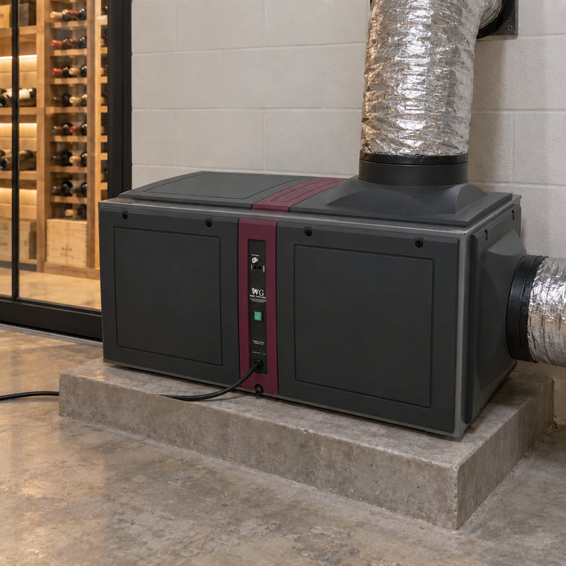 Illustration of a water-cooled Wine Guardian unit with a solid top panel and insulated ducts
